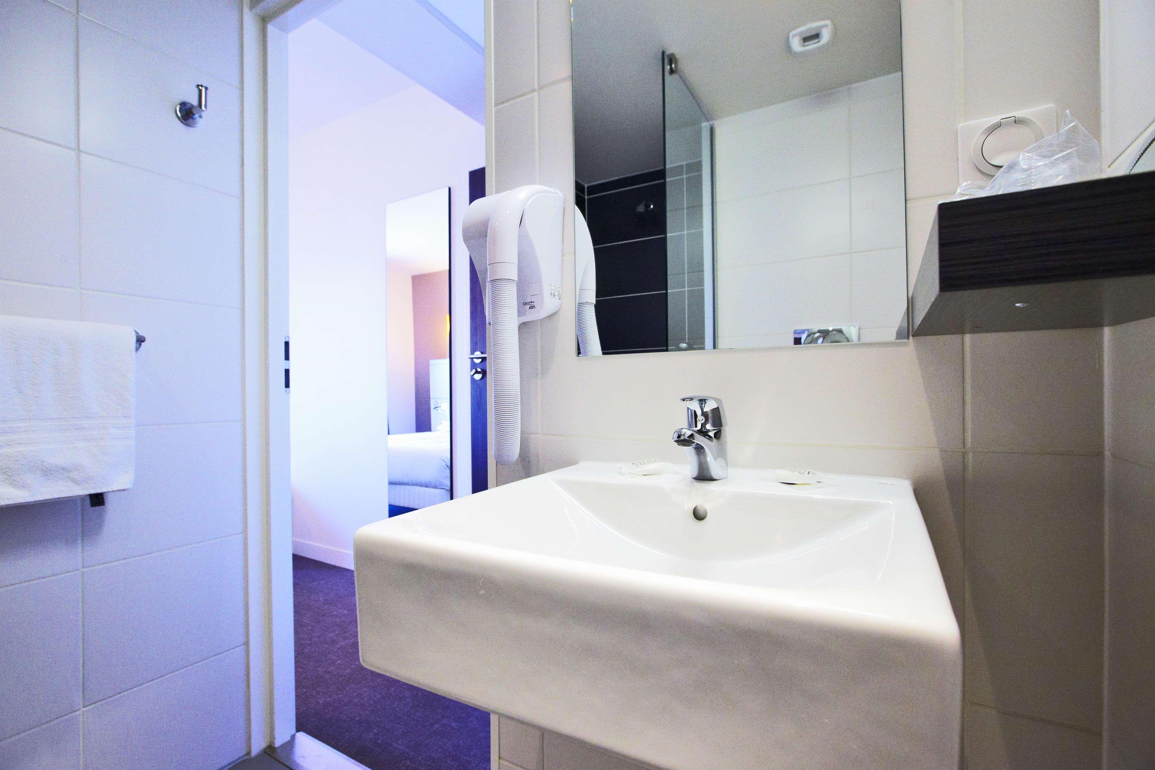Hotel Confort La Rochelle Centre Les Minimes Eksteriør billede