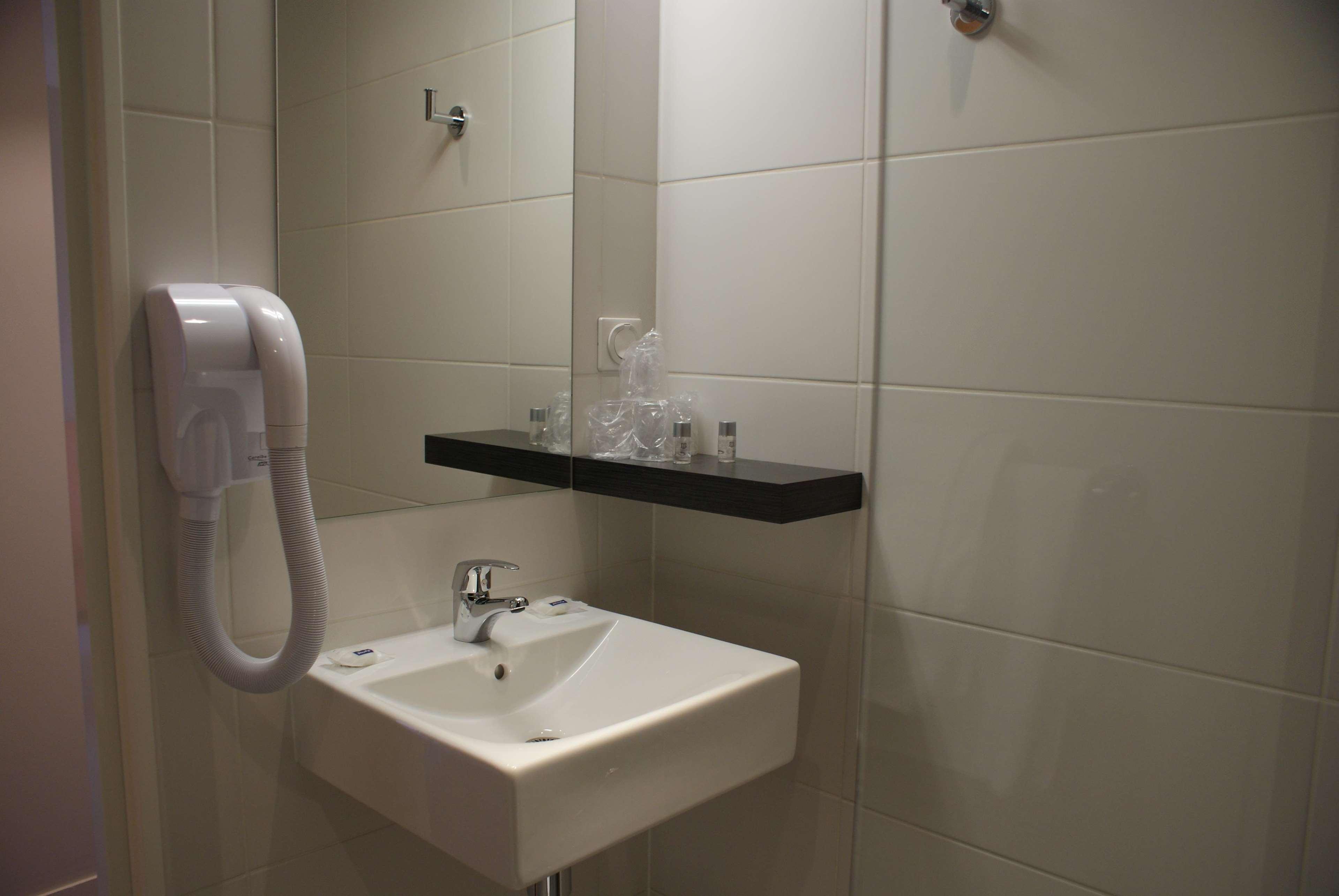 Hotel Confort La Rochelle Centre Les Minimes Eksteriør billede