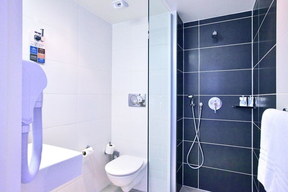 Hotel Confort La Rochelle Centre Les Minimes Værelse billede